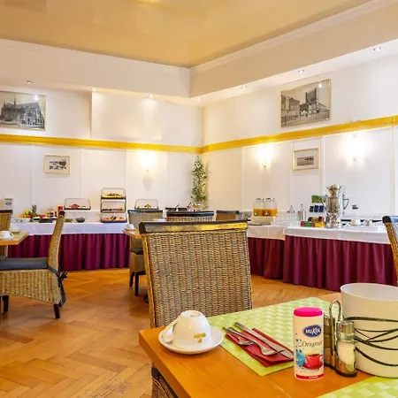 Trip Schumann Отель Дюссельдорф