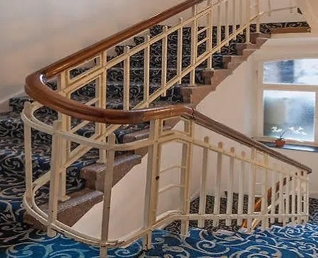 Отель Trip Schumann