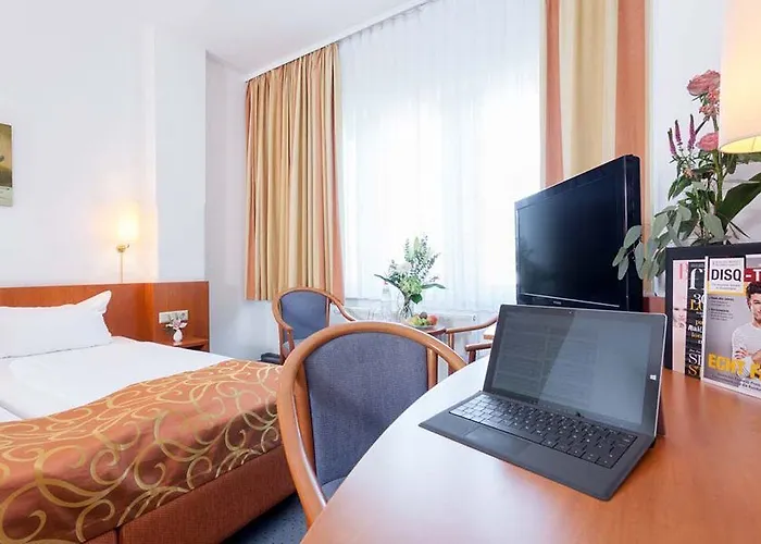 Hotel Trip Schumann 3*