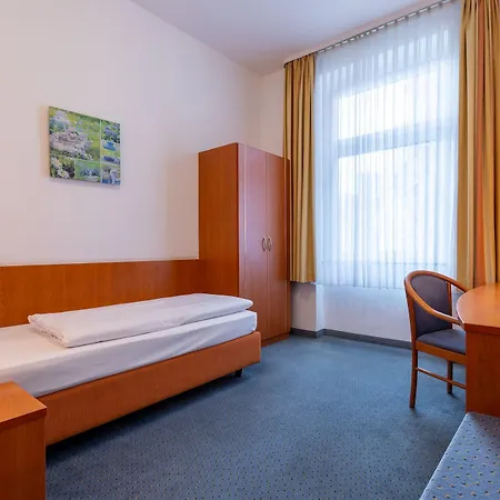 ホテル Trip Schumann