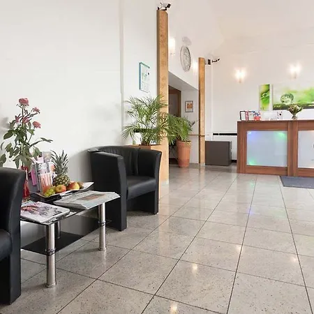 Hotel Trip Schumann 3*